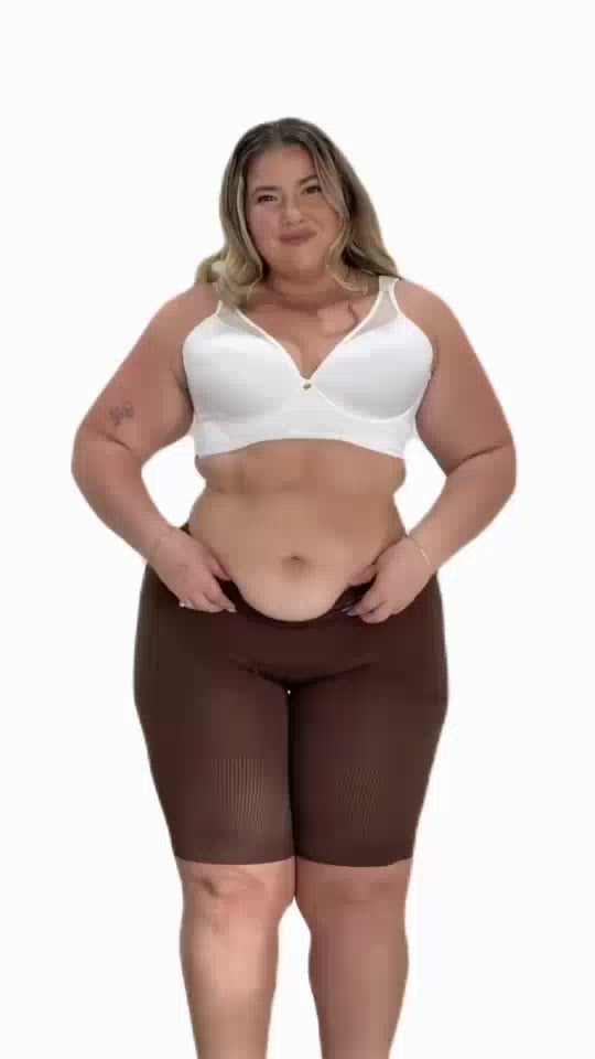 A model demonstrates the effectiveness of the Yahaira Happy Butt No7 shapewear